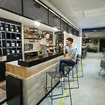Ibis Centre Giraudeau Hotel 3*