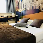 Ibis Centre Giraudeau Hotel