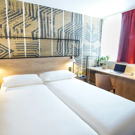 Ibis Centre Giraudeau Отель