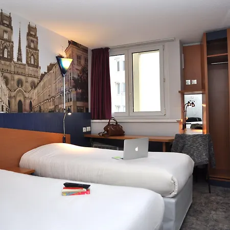 Ibis Centre Giraudeau