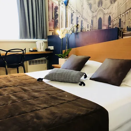 Ibis Centre Giraudeau 호텔