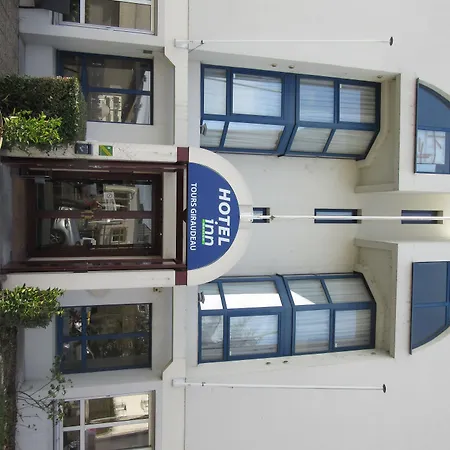 Ibis Centre Giraudeau Тур