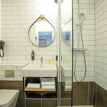 Ibis Centre Giraudeau Hotel 3*