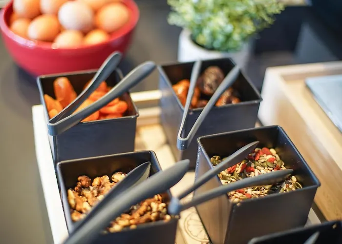 Ibis Centre Giraudeau Hotel 3*