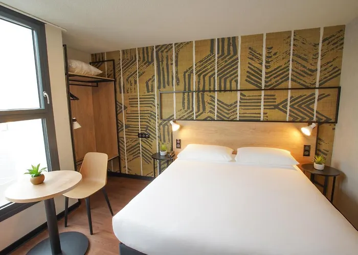 Готель Ibis Centre Giraudeau