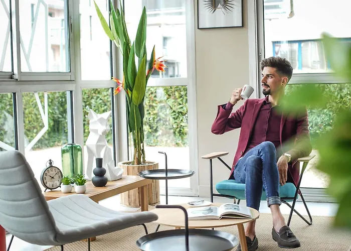 فندق Ibis Centre Giraudeau 3*