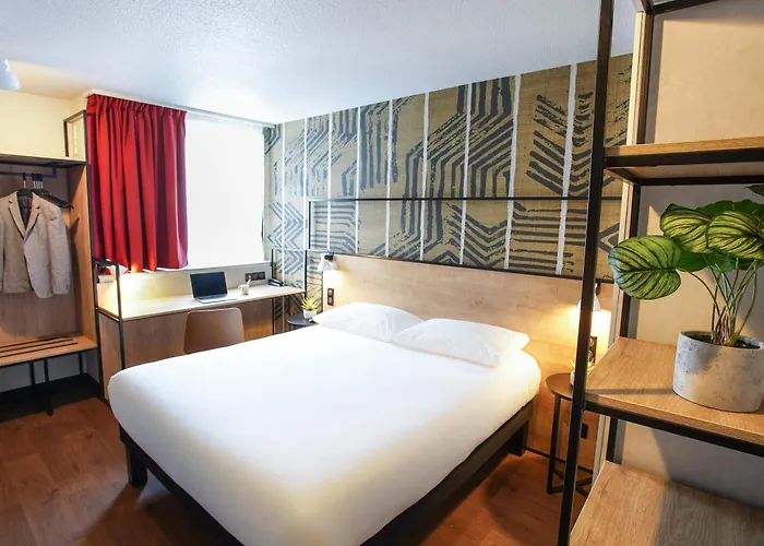 Готель Ibis Centre Giraudeau Тур