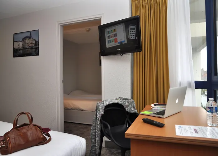 Ibis Centre Giraudeau Тур